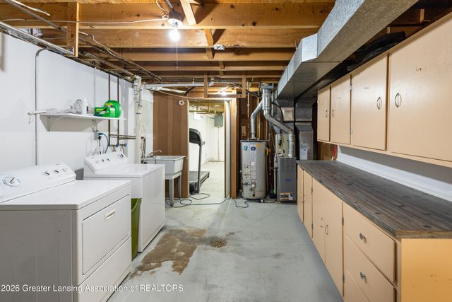 3701 Wilson Avenue, Lansing, MI 48906
