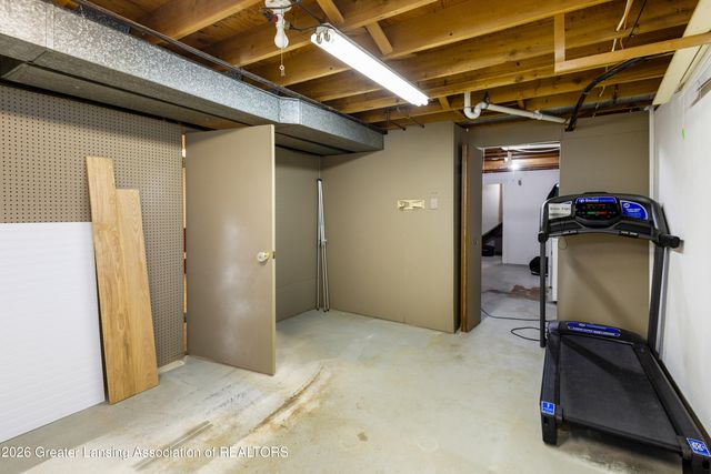3701 Wilson Avenue, Lansing, MI 48906