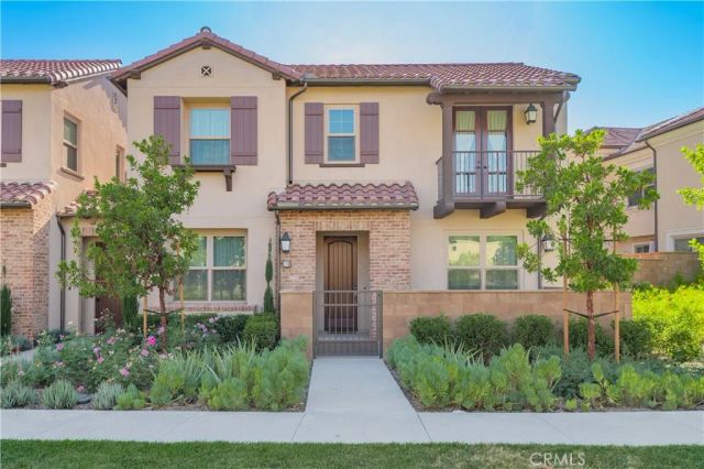 118 Newburry, Irvine, CA 92618