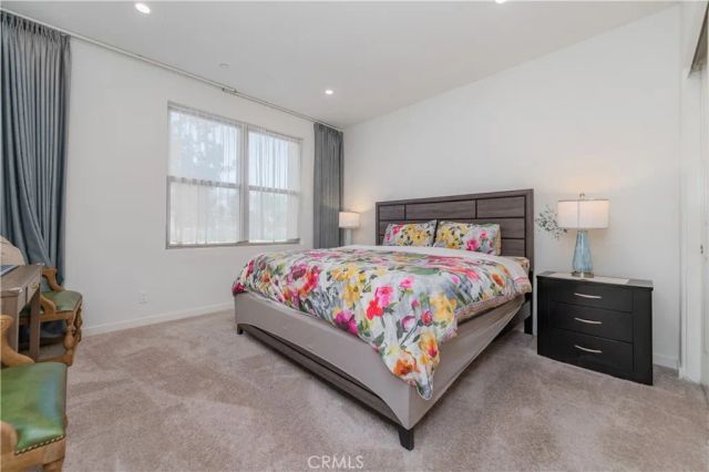 118 Newburry, Irvine, CA 92618