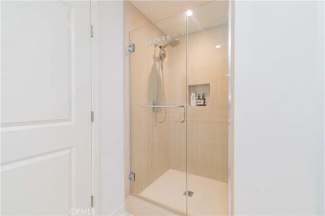118 Newburry, Irvine, CA 92618
