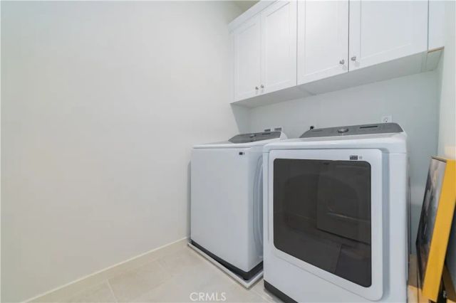 118 Newburry, Irvine, CA 92618