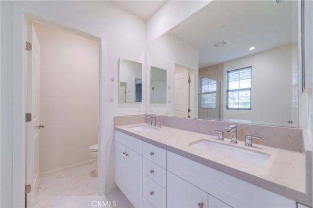 118 Newburry, Irvine, CA 92618