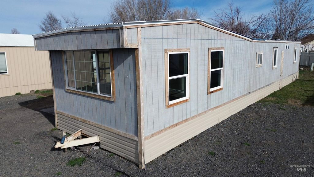 308 W Ave G, Wendell, ID 83355 photo 5