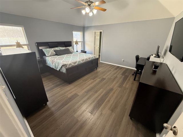 963 Redfish Drive, Burleson, TX 76028