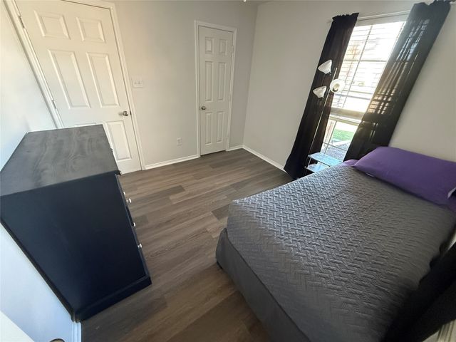 963 Redfish Drive, Burleson, TX 76028