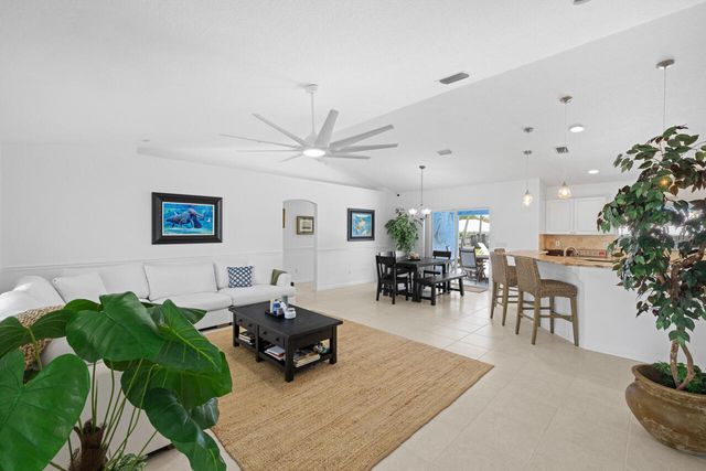 5064 SE Horseshoe Point Road, Stuart, FL 34997