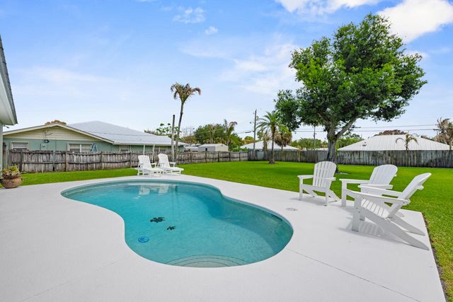 5064 SE Horseshoe Point Road, Stuart, FL 34997