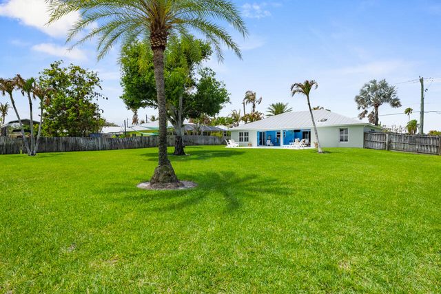 5064 SE Horseshoe Point Road, Stuart, FL 34997