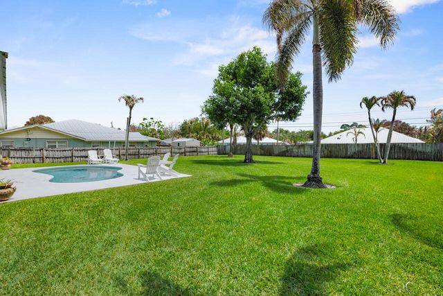 5064 SE Horseshoe Point Road, Stuart, FL 34997