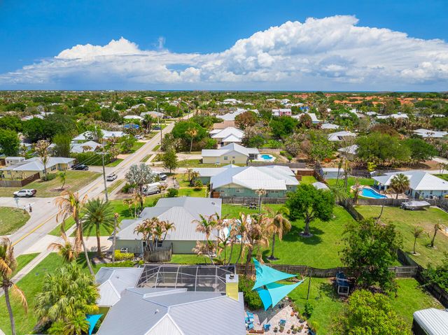 5064 SE Horseshoe Point Road, Stuart, FL 34997