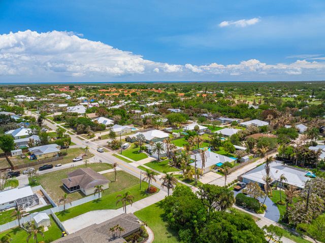 5064 SE Horseshoe Point Road, Stuart, FL 34997