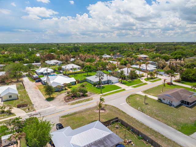 5064 SE Horseshoe Point Road, Stuart, FL 34997