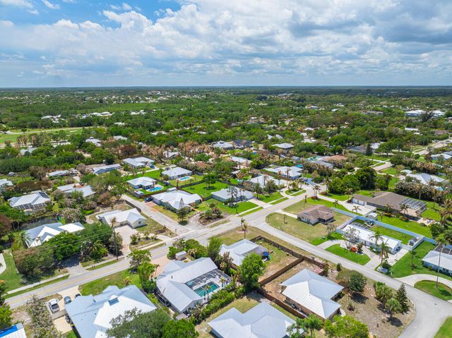 5064 SE Horseshoe Point Road, Stuart, FL 34997