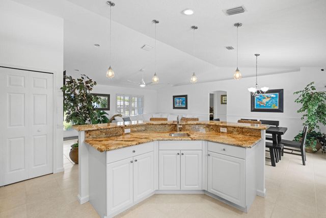 5064 SE Horseshoe Point Road, Stuart, FL 34997