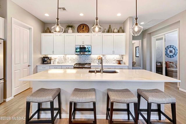 61040 E Shale Road, Oracle, AZ 85623