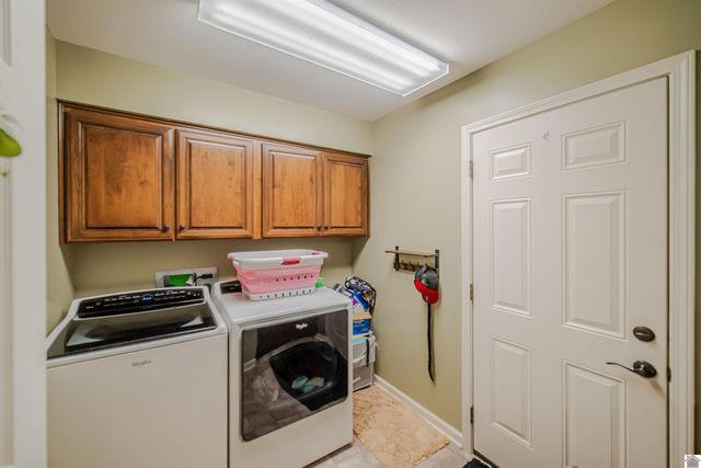 211 Larkspur Lane, Paducah, KY 42003