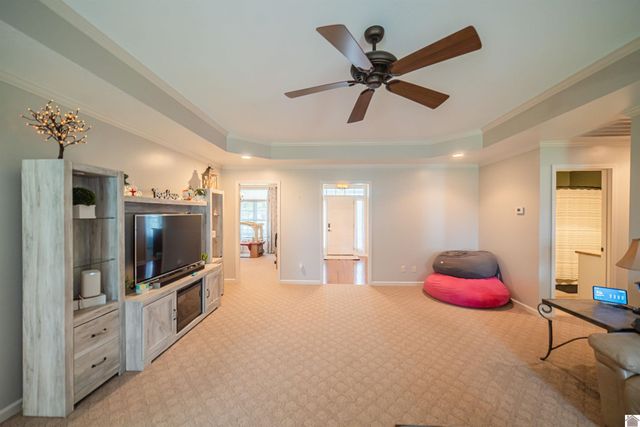 211 Larkspur Lane, Paducah, KY 42003
