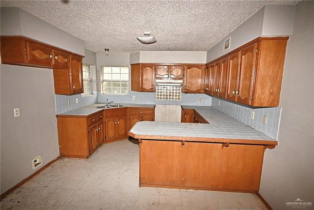 7822 Arrow Point Street, Mission, TX 78572