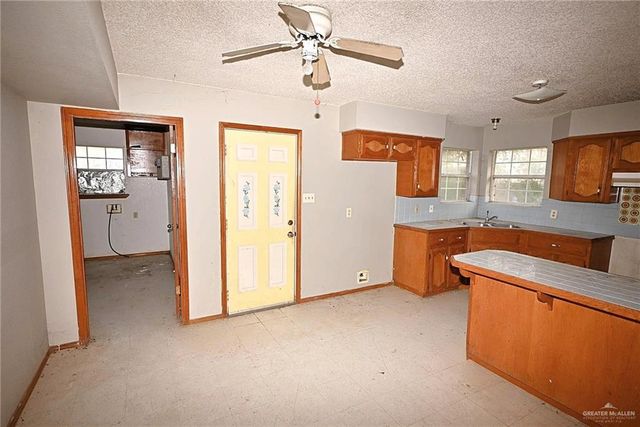 7822 Arrow Point Street, Mission, TX 78572