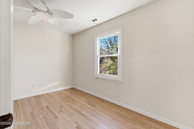 7 Shire Way, Middletown, NJ 07748