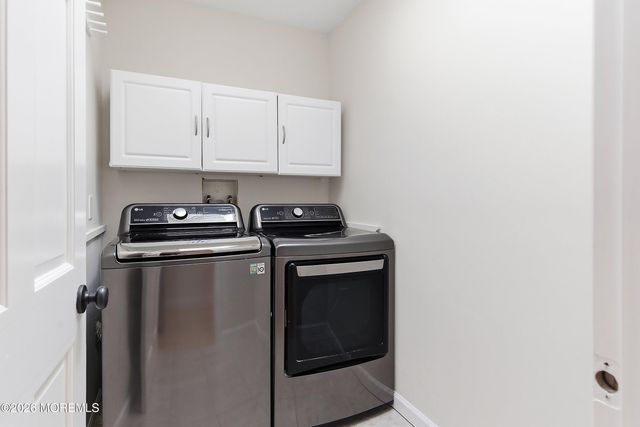 7 Shire Way, Middletown, NJ 07748