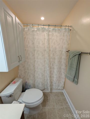 65 Foxden Drive 201, Fletcher, NC 28732