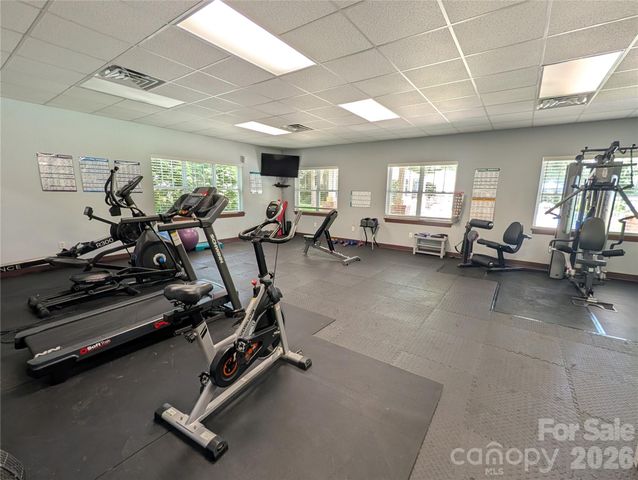 65 Foxden Drive 201, Fletcher, NC 28732