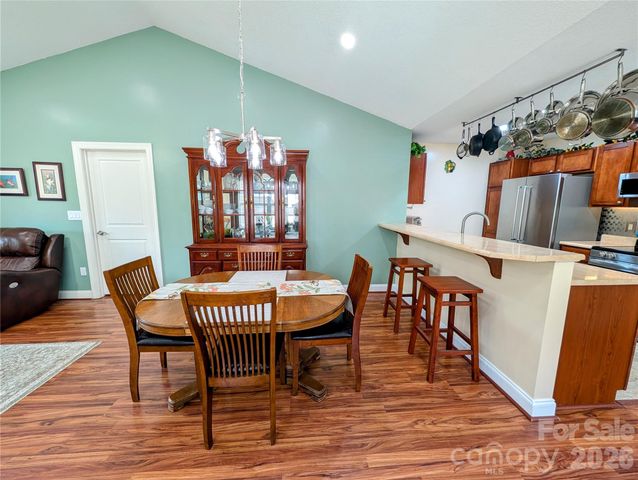 65 Foxden Drive 201, Fletcher, NC 28732