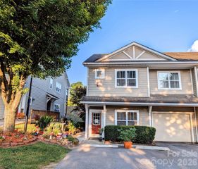 65 Foxden Drive 201, Fletcher, NC 28732
