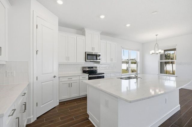 4222 BARBUDA LANE, Kissimmee, FL 34758