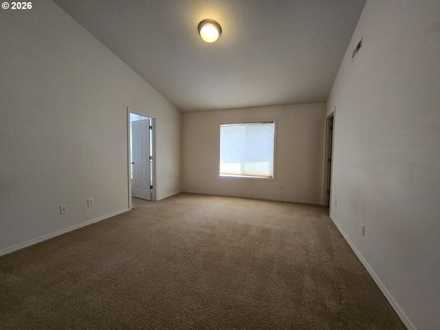 5234 P St, Washougal, WA 98671