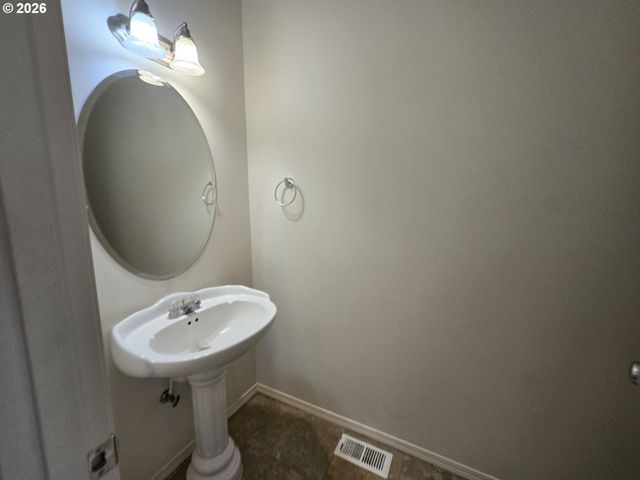 5234 P St, Washougal, WA 98671