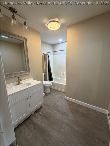 83 Wellington Way, Cross Lanes, WV 25313