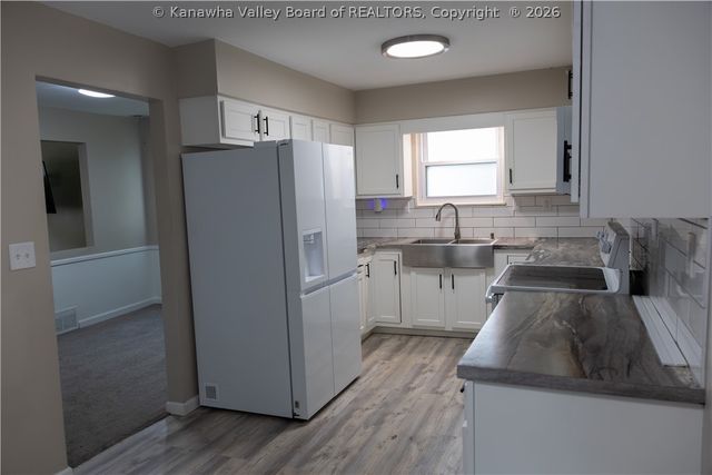83 Wellington Way, Cross Lanes, WV 25313