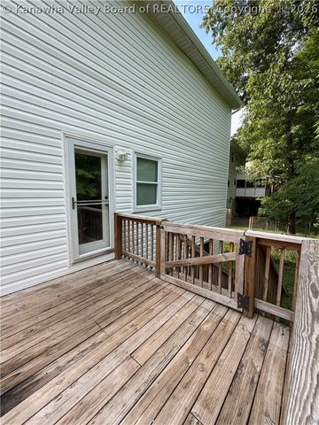 83 Wellington Way, Cross Lanes, WV 25313