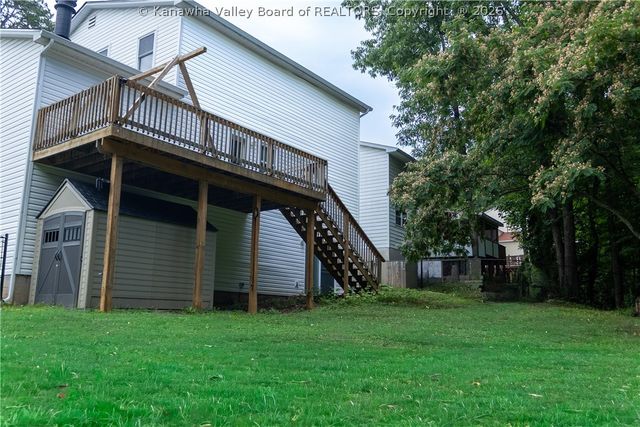 83 Wellington Way, Cross Lanes, WV 25313