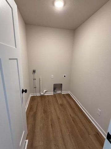 N162W21835 Poppy ROAD, Jackson, WI 53037