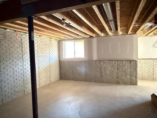 N162W21835 Poppy ROAD, Jackson, WI 53037