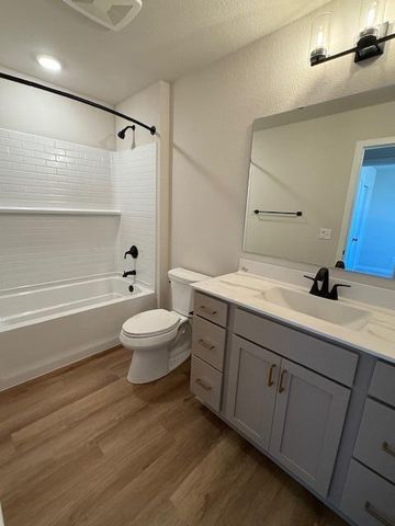 N162W21835 Poppy ROAD, Jackson, WI 53037