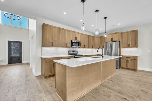 3360 Marrast Dr, Clarksville, TN 37043