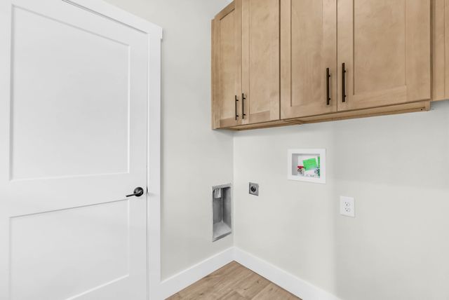 3360 Marrast Dr, Clarksville, TN 37043