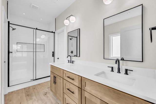 3360 Marrast Dr, Clarksville, TN 37043