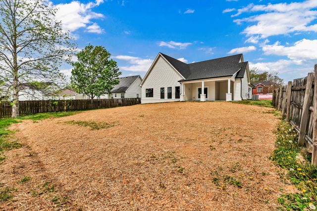 3360 Marrast Dr, Clarksville, TN 37043