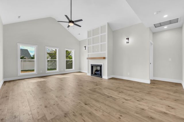 3360 Marrast Dr, Clarksville, TN 37043