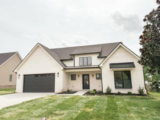 3360 Marrast Dr, Clarksville, TN 37043