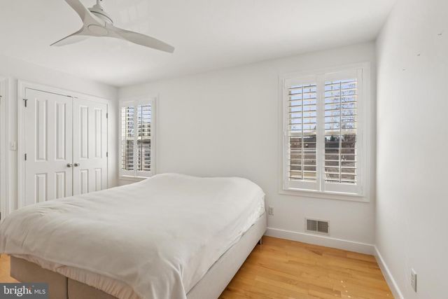 228 S MAIN ST, Pennington, NJ 08534