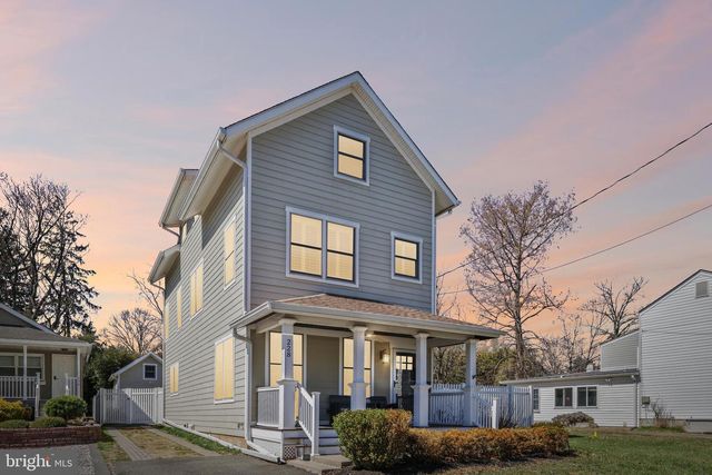 228 S MAIN ST, Pennington, NJ 08534