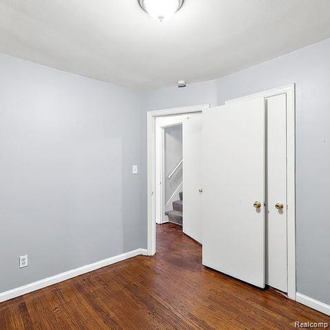 19405 Pierson Street, Detroit, MI 48219