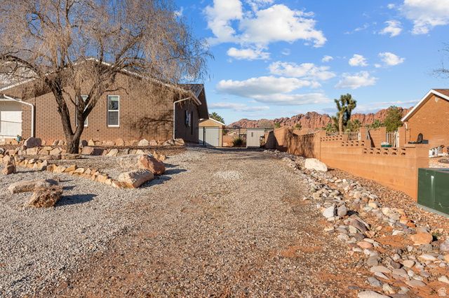 851 E POSADO, Ivins, UT 84738